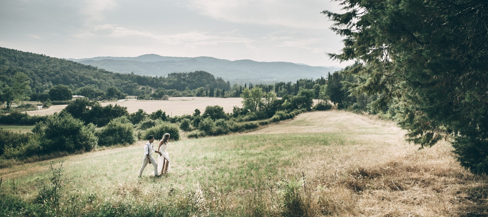 wedding photographs in tuscany